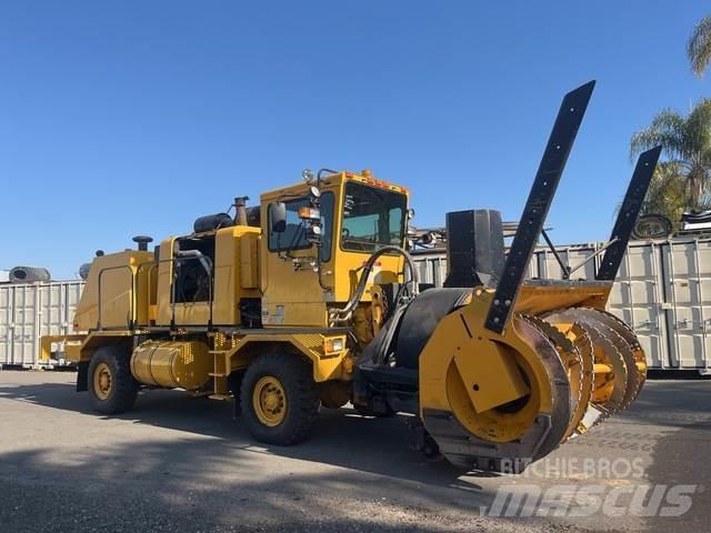 Oshkosh H2923B Snow Blowers