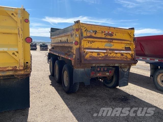 Peerless  Dump Trailers