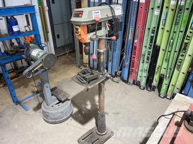 Peerless 1316F Drilling Equipment