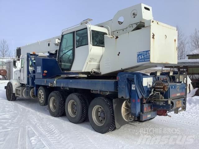 Peterbilt  Crawler Cranes
