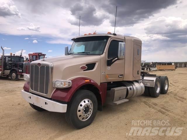 Peterbilt  Conventional Trucks / Tractor Trucks