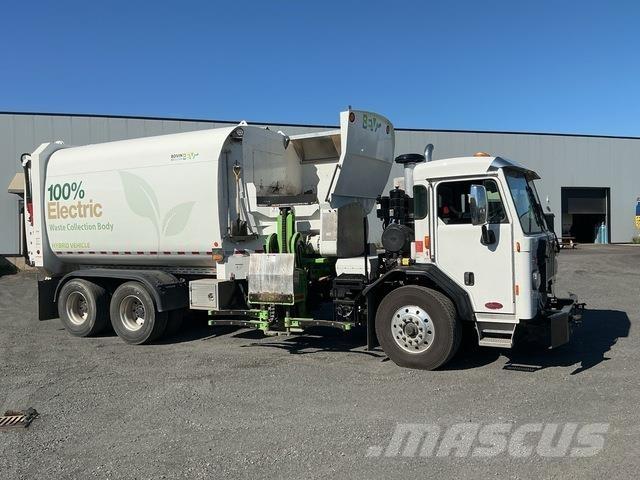 Peterbilt  Garbage Trucks / Recycling Trucks