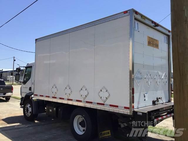 Peterbilt 220 Box trucks