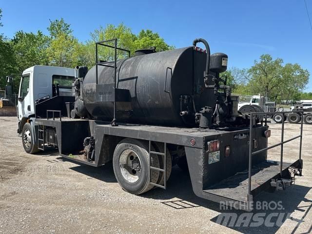 Peterbilt 220 Other Trucks