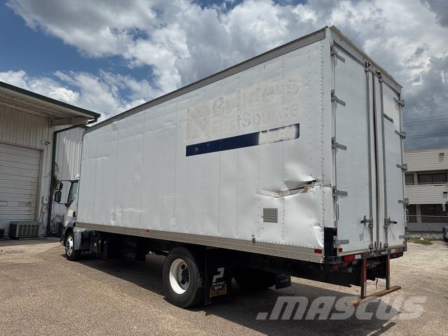 Peterbilt 220 Box trucks