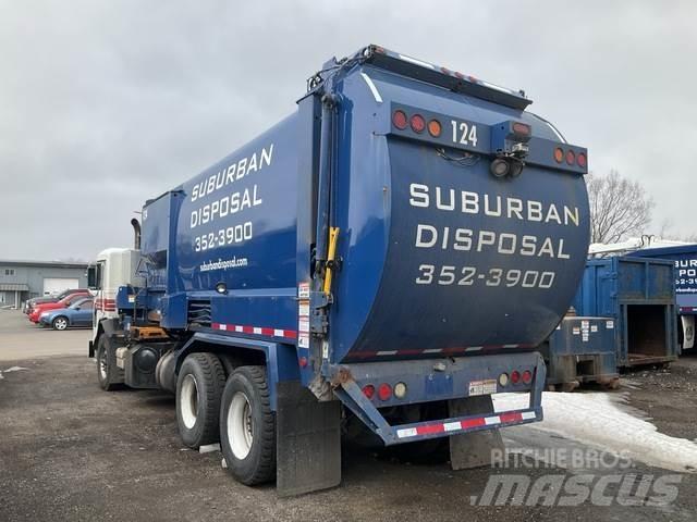 Peterbilt 320 Garbage Trucks / Recycling Trucks
