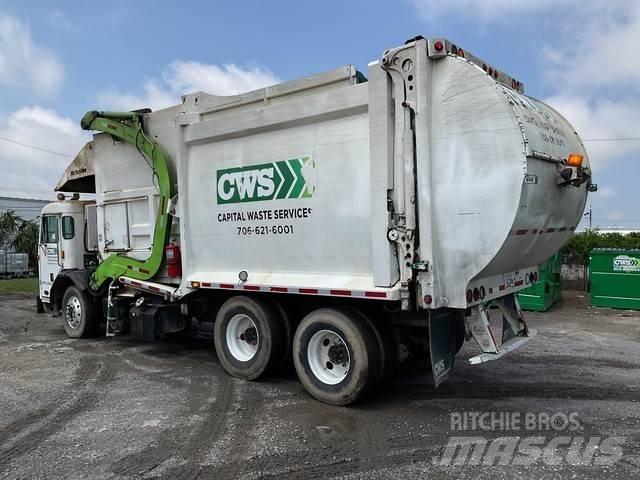 Peterbilt 320 Garbage Trucks / Recycling Trucks