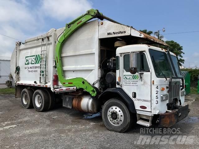 Peterbilt 320 Garbage Trucks / Recycling Trucks