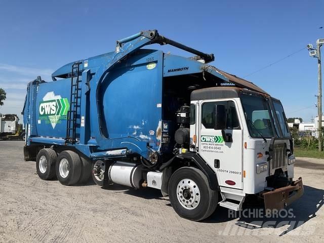 Peterbilt 320 Garbage Trucks / Recycling Trucks