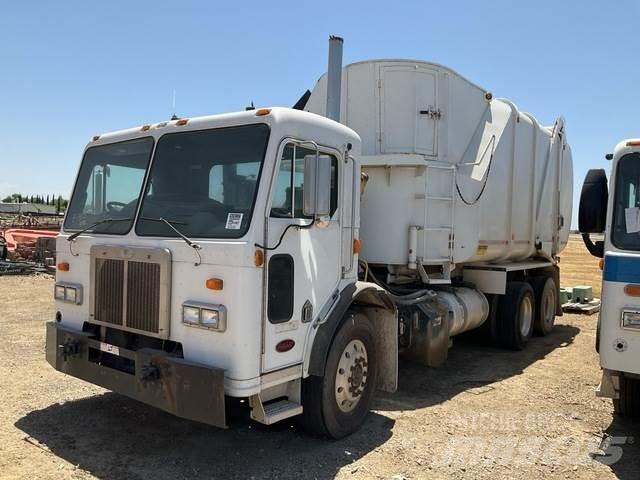 Peterbilt 320 Garbage Trucks / Recycling Trucks
