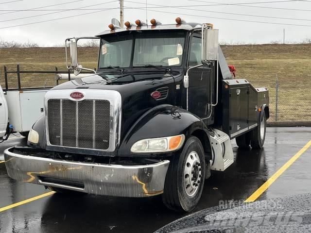 Peterbilt 335 Tow Trucks / Wreckers