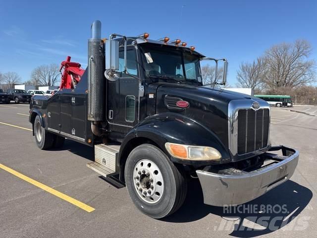 Peterbilt 335 Tow Trucks / Wreckers