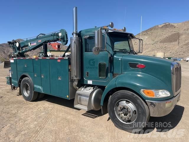 Peterbilt 335 Work Trucks / Municipal