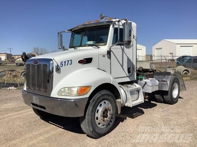 Peterbilt 335 Conventional Trucks / Tractor Trucks