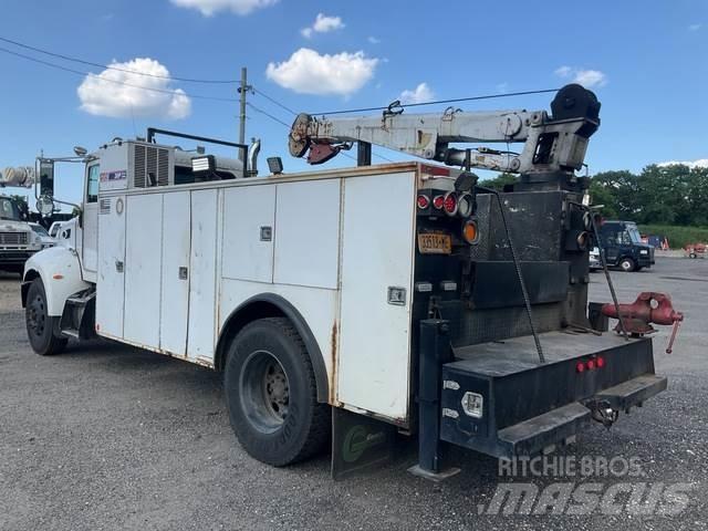 Peterbilt 335 Work Trucks / Municipal