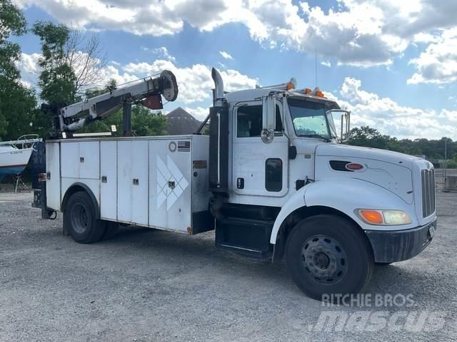 Peterbilt 335 Work Trucks / Municipal