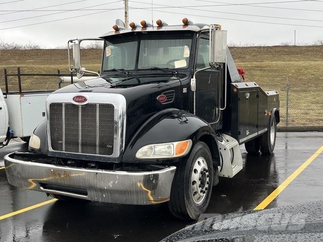 Peterbilt 335 Tow Trucks / Wreckers