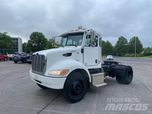 Peterbilt 337 Conventional Trucks / Tractor Trucks