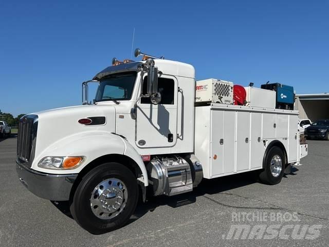 Peterbilt 337 Work Trucks / Municipal