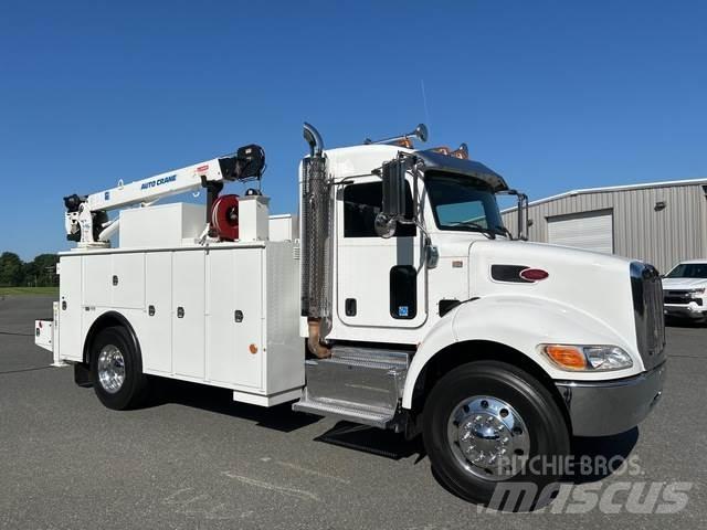 Peterbilt 337 Work Trucks / Municipal