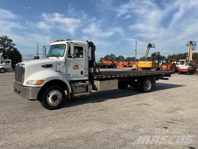 Peterbilt 337 Tow Trucks / Wreckers