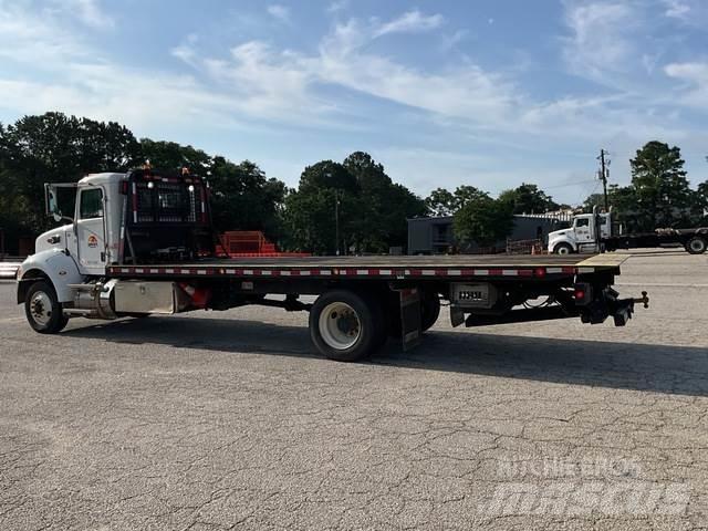 Peterbilt 337 Tow Trucks / Wreckers