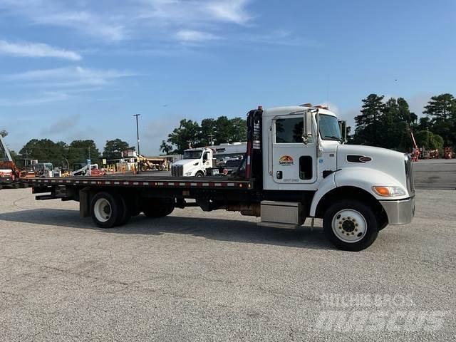 Peterbilt 337 Tow Trucks / Wreckers