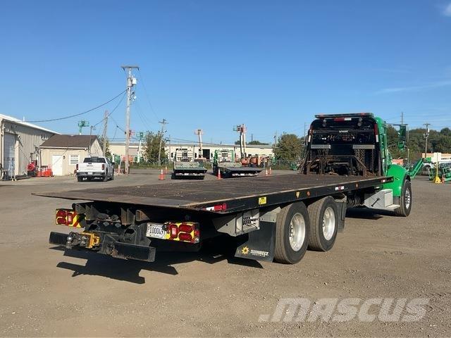 Peterbilt 348 Tow Trucks / Wreckers