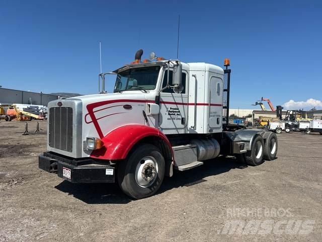 Peterbilt 365 Conventional Trucks / Tractor Trucks