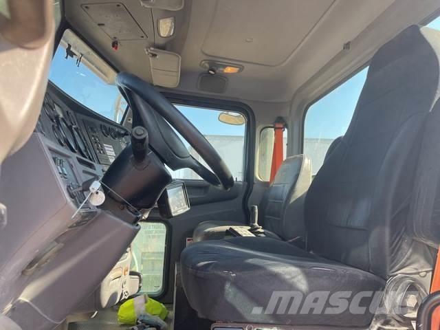 Peterbilt 365 Other Trucks