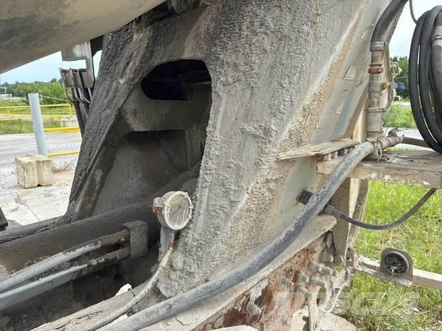 Peterbilt 365 Other Trucks