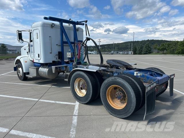 Peterbilt 365 Conventional Trucks / Tractor Trucks