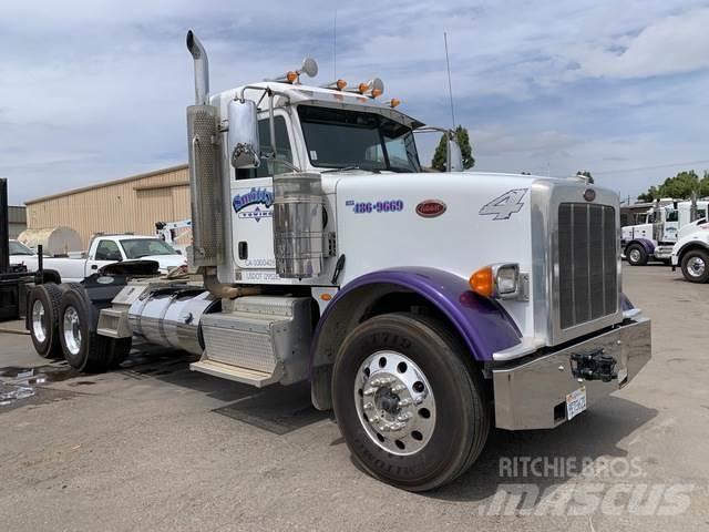 Peterbilt 367 Conventional Trucks / Tractor Trucks