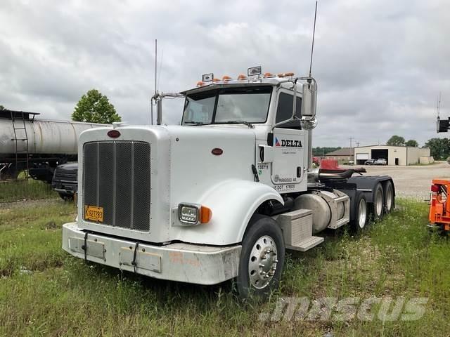 Peterbilt 367 Conventional Trucks / Tractor Trucks
