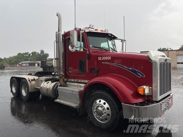 Peterbilt 367 Conventional Trucks / Tractor Trucks