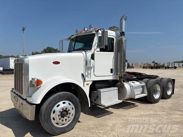 Peterbilt 367 Conventional Trucks / Tractor Trucks