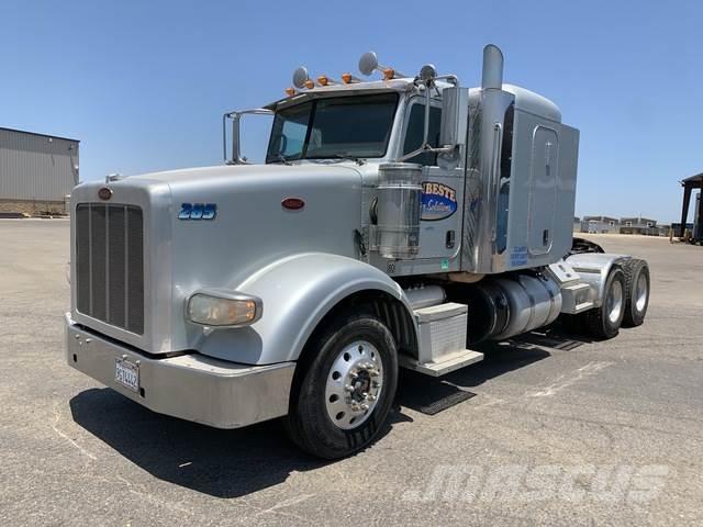 Peterbilt 367 Tow Trucks / Wreckers