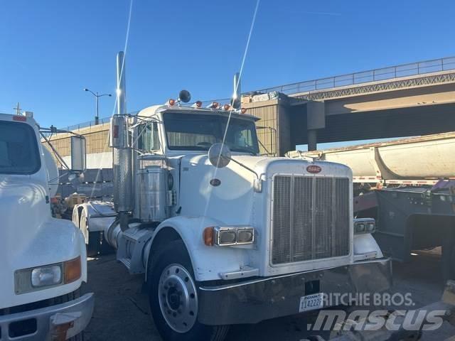 Peterbilt 378 Conventional Trucks / Tractor Trucks