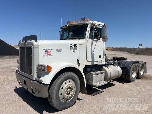 Peterbilt 378 Conventional Trucks / Tractor Trucks