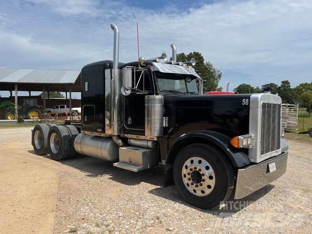 Peterbilt 379 Conventional Trucks / Tractor Trucks