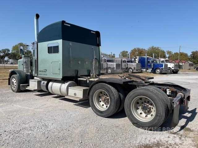 Peterbilt 379 Conventional Trucks / Tractor Trucks
