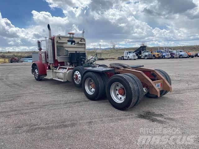 Peterbilt 379 Conventional Trucks / Tractor Trucks