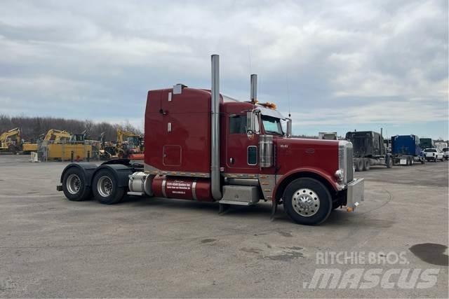 Peterbilt 379 Conventional Trucks / Tractor Trucks