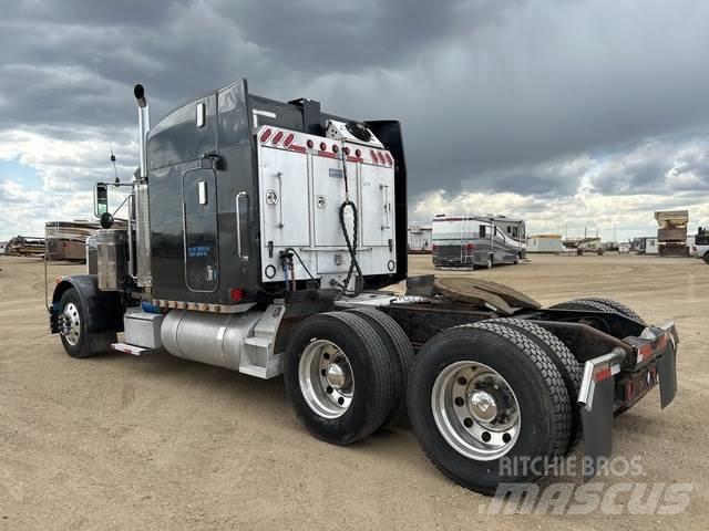 Peterbilt 379 Conventional Trucks / Tractor Trucks