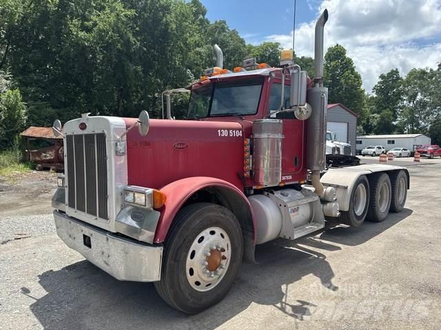 Peterbilt 379 Conventional Trucks / Tractor Trucks
