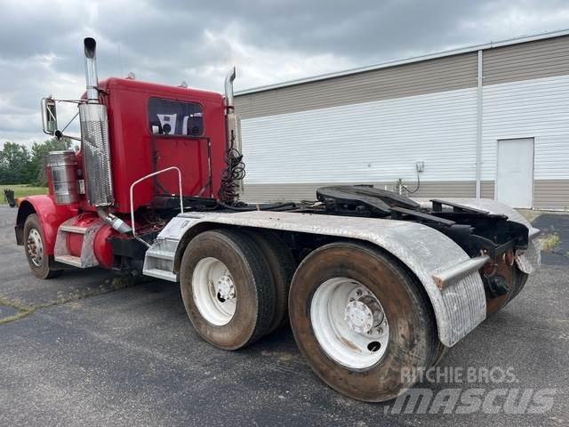 Peterbilt 379 Conventional Trucks / Tractor Trucks