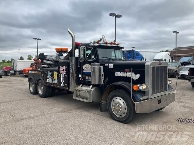 Peterbilt 379 Tow Trucks / Wreckers