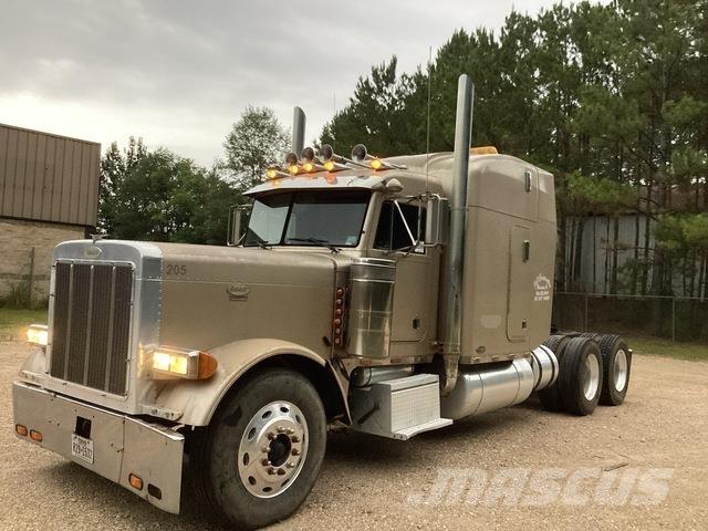 Peterbilt 379 Conventional Trucks / Tractor Trucks