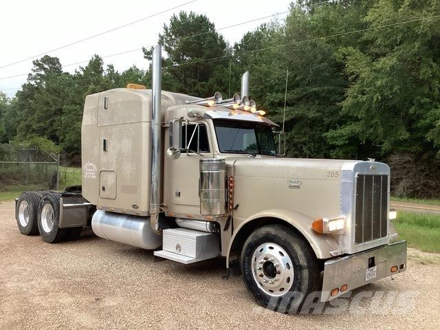 Peterbilt 379 Conventional Trucks / Tractor Trucks