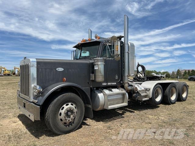 Peterbilt 379 Conventional Trucks / Tractor Trucks